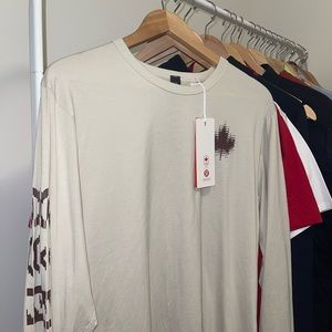 Lululemon Mens The Fundamental Long Sleeve *Team Canada*